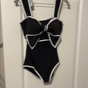 NWOT Black One-Piece Swimsuit with White Trim and Bow Sz M cupshe?